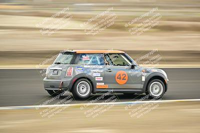 media/Jan-26-2025-CalClub SCCA (Sun) [[cfcea7df88]]/Group 5/Race/